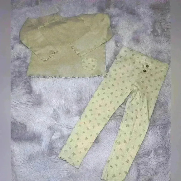 easy peasy Other - Easy Peasy 4T Girl Outfit Set
